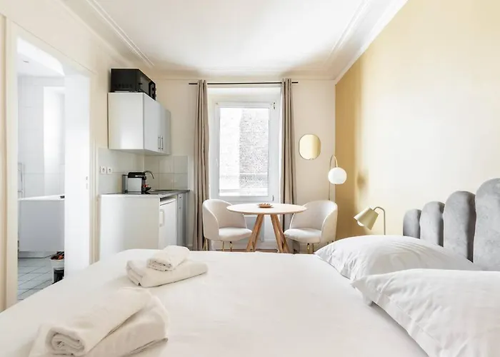 Studio Boulevard Voltaire - Golden - II